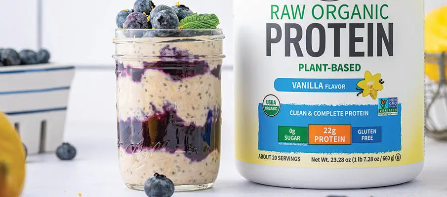 Lemon Blueberry Overnight Oats by Julianna Abdallah